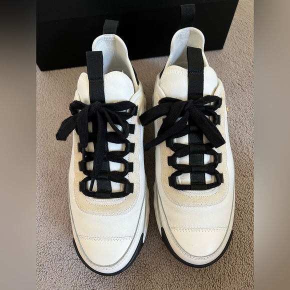 CHANEL Mixed Fiber Sneakers 38 - Picture 2 of 13